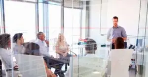 Estrategia Corporativa y Estrategia de Marketing